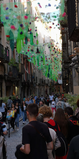 M. Vilà Carns I Embotits ubicada en Girona (Girona)