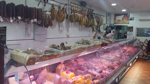 Carniceria Langa. Embutidos Pili y Manolo Baza ubicada en Baza (Granada)