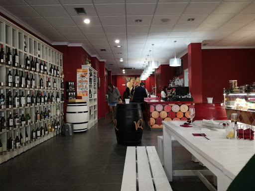 Vinoteca SABOREARTE ubicada en San Clemente (Cuenca)