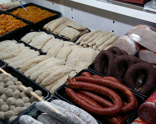 Carnicería y charcutería Almudena ubicada en Córdoba (Córdoba)