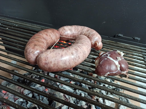 Carnicería Hermanos Sanz ubicada en Guadalix de la Sierra (Madrid)