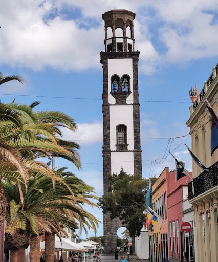 Iglesia de Nuestra Señora de la Concepción ubicada en Santa Cruz de Tenerife (Santa Cruz de Tenerife)