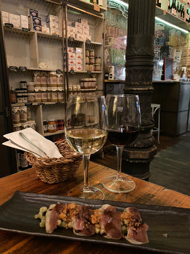 Sifón bodega & colmado ubicada en Madrid (Madrid)