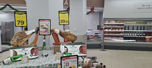 Supermercados El Jamón ubicada en Conil de la Frontera (Cádiz)