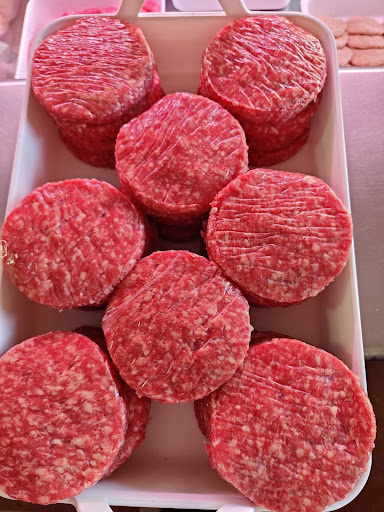 Pescaderia-Charcuteria-Carniceria Justi ubicada en Cáceres (Cáceres)