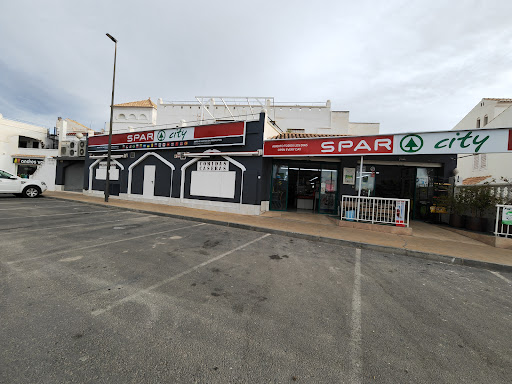 La Medina supermercado El Minuto ubicada en Vera (Almería)