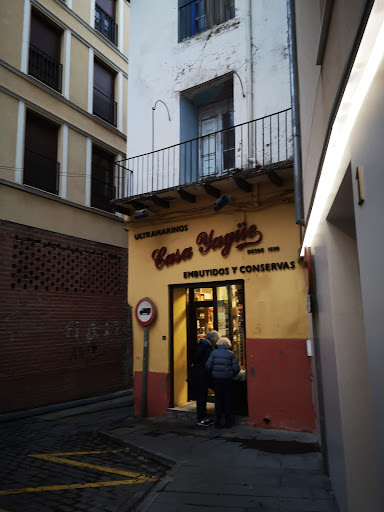 Casa Yagüe Ultramarinos ubicada en Calatayud (Zaragoza)