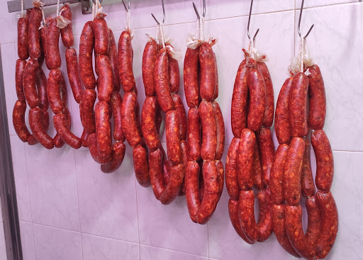 SUPERMERCADO CARNICERIA POSTIGO GAMA ubicada en Cantimpalos (Segovia)