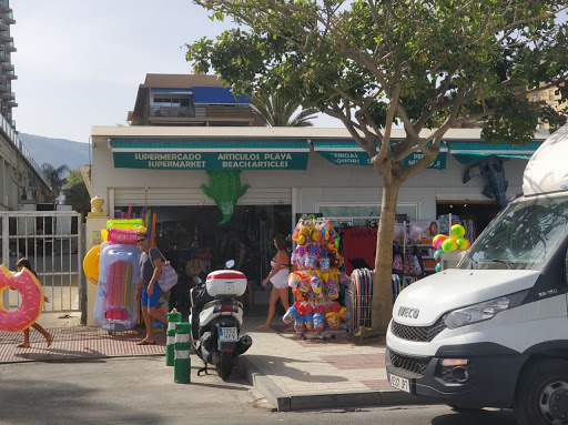 Supermercado Supermarket ubicada en Torremolinos (Málaga)