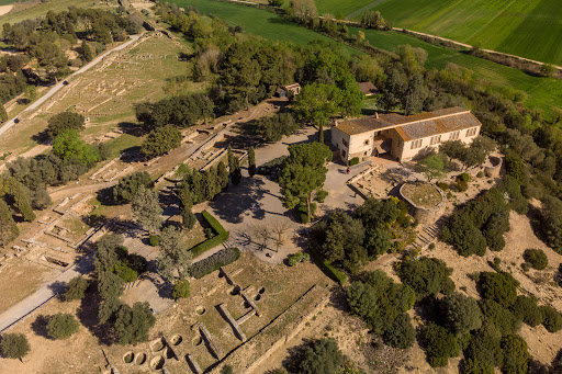 Iberian town of Ullastret ubicada en Ullastret (Girona)