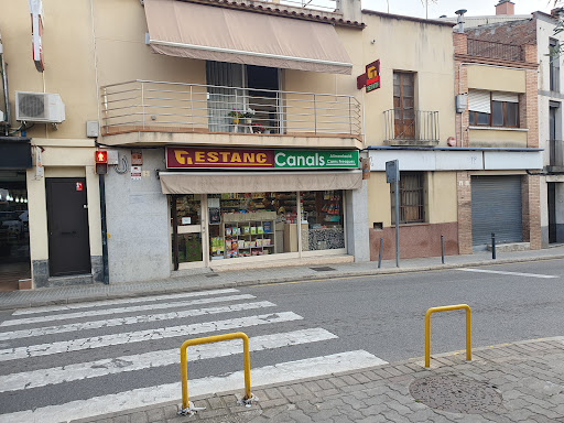 Autoservei Canals ubicada en La Beguda Alta (Barcelona)