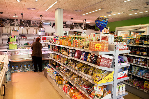 Alimentació Can Prat ubicada en Sant Feliu de Guíxols (Girona)