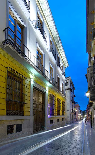 Portago Suites ubicada en Granada (Granada)
