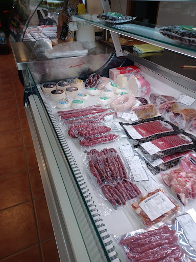 Tienda y Alimentación Casa Segundo ubicada en Nogueruelas (Teruel)