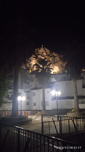 Cruz Del Tajo ubicada en Ubrique (Cádiz)