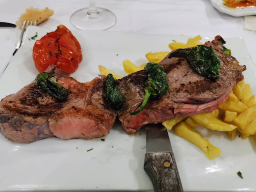 Cervecería Restaurante El Alcázar ubicada en Madrid (Madrid)