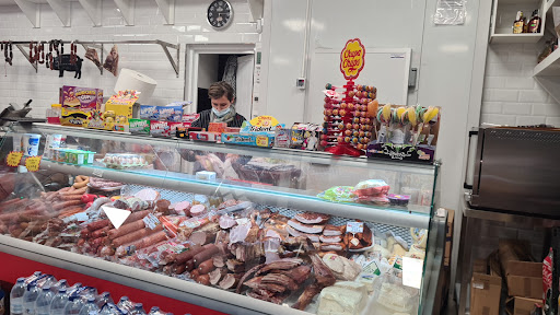 Carniceria Fruteria La Baies ubicada en Roquetas de Mar (Almería)