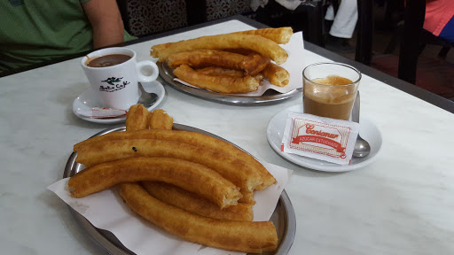 Cafetería la Centuria ubicada en Seville (Sevilla)