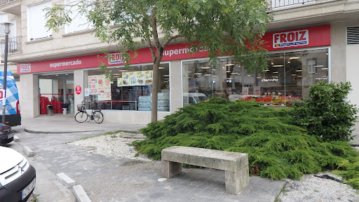 Supermercados Froiz ubicada en Illa de Arousa (Pontevedra)