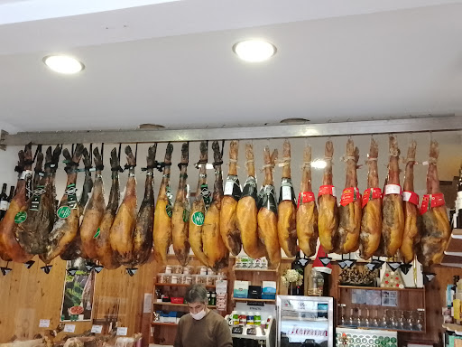 Jamoneria Gourmet Javi ubicada en Noia (A Coruña)