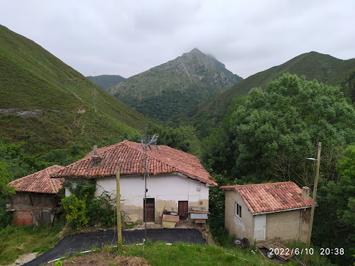 Casa Rural El Cantiellu ubicada en Cangas de Onís (Asturias)