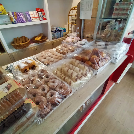 panaderia lola ubicada en Algarrobo-Costa (Málaga)