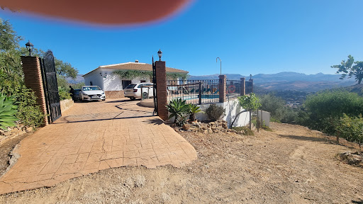 Casa Rural El Mirador del Abuelo ubicada en Romo (Málaga)