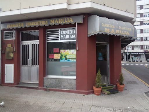 Carnicería halal Maruja ~ مجزرة حلال مروجة ubicada en Ribeira (A Coruña)