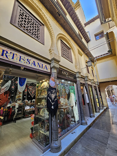 La Alcaicería (antiguo mercado de la seda) ubicada en Granada (Granada)