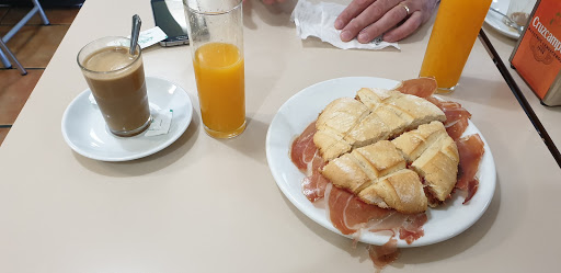 Cafetería Ambrosía ubicada en Tomares (Sevilla)