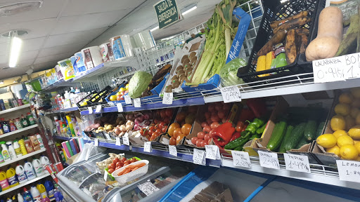 Awan Supermercat ubicada en La Llagosta (Barcelona)