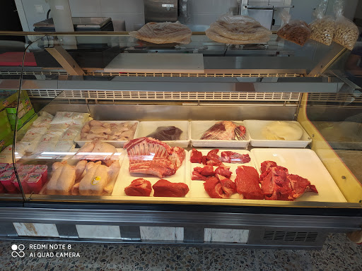 Carnicería Halal y fruteria ubicada en Calatayud (Zaragoza)