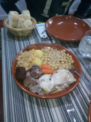 FRUTERIA BALU ubicada en Cuevas del Valle (Ávila)