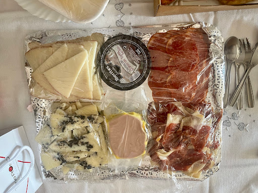 Jamones Ansón ubicada en Zaragoza (Zaragoza)
