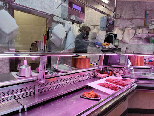 Marina Carnisseria Polleria ubicada en Barcelona (Barcelona)