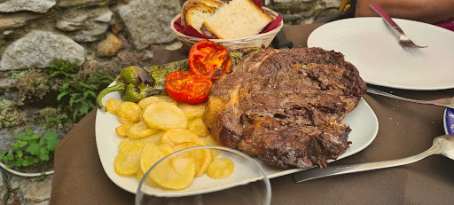 Restaurante braseria El rincón ubicada en Cerler (Huesca)