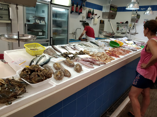 Mercat Municipal de la Ràpita ubicada en La Ràpita (Tarragona)