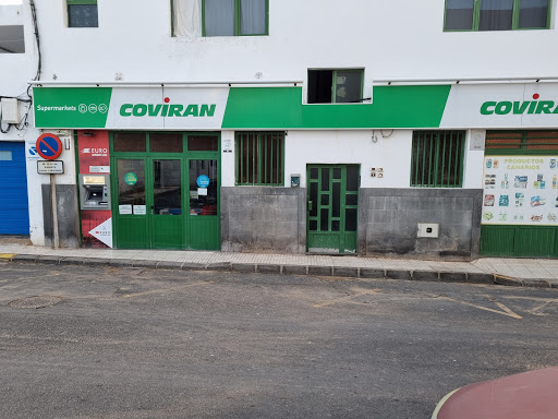 Supermercado Coviran ubicada en Caleta de Famara (Las Palmas)