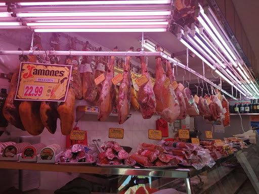 El Rincon De La Carne Y Embutidos ubicada en Madrid (Madrid)