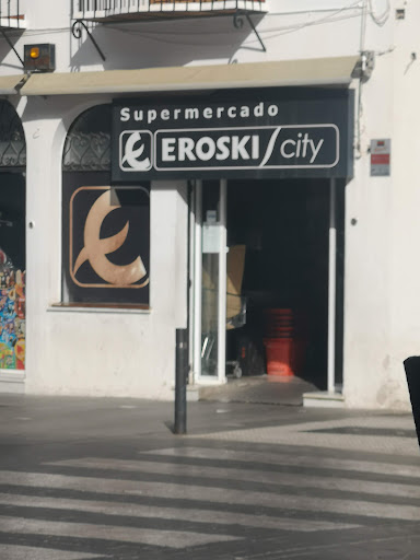 Supermarket Eroski City ubicada en Mijas (Málaga)