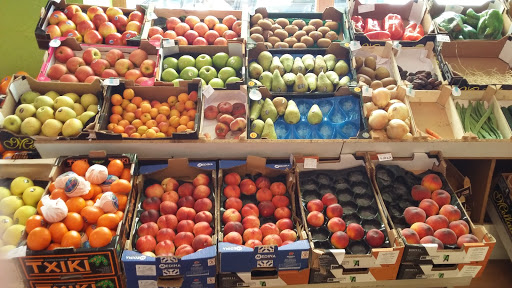 Frutería La Aldea ubicada en Los Corrales de Buelna (Cantabria)