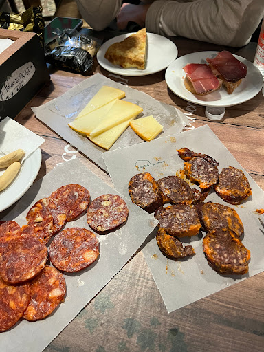 TABANCO EL PASAJE -VINOS y FLAMENCO en JEREZ- ubicada en Jerez de la Frontera (Cádiz)