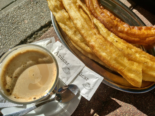 CHURRERÍA CHOCOLATERÍA Casavieja. ubicada en Casavieja (Ávila)