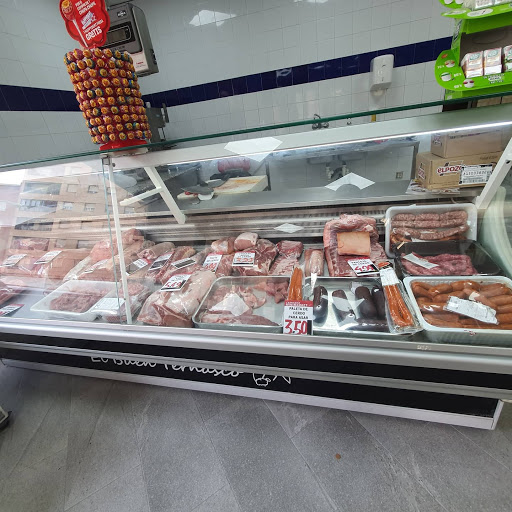 Carnicería Minimarket CyD ubicada en Tudela (Navarra)