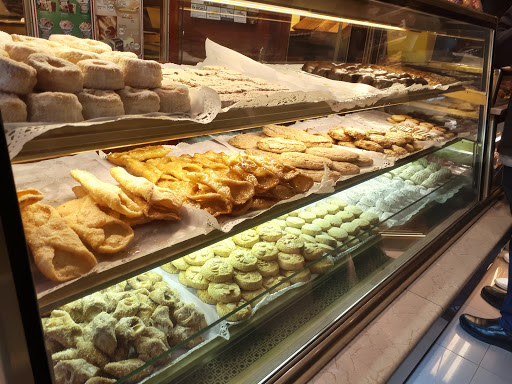 Pastelería Real ubicada en Morata de Tajuña (Madrid)