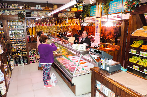 Carnicería Gran Vía ubicada en Cangas de Onís (Asturias)