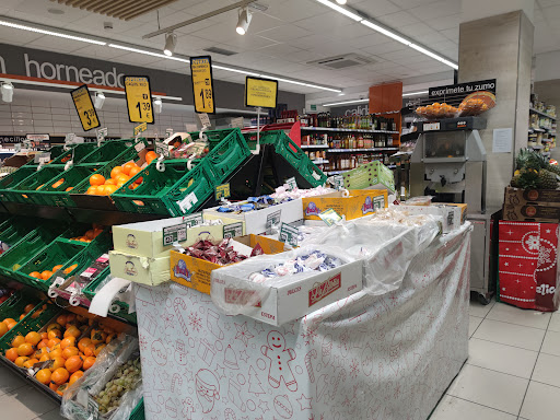 Lupa Supermercados ubicada en Lerma (Burgos)