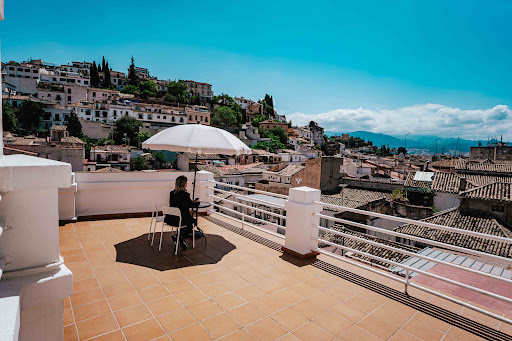 Atenas Granada ubicada en Granada (Granada)