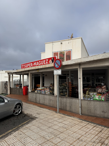 Super-Maguez ubicada en Puerto del Carmen (Las Palmas)