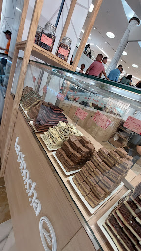 La Pinocha Chocolates (MIRAMAR) ubicada en Fuengirola (Málaga)